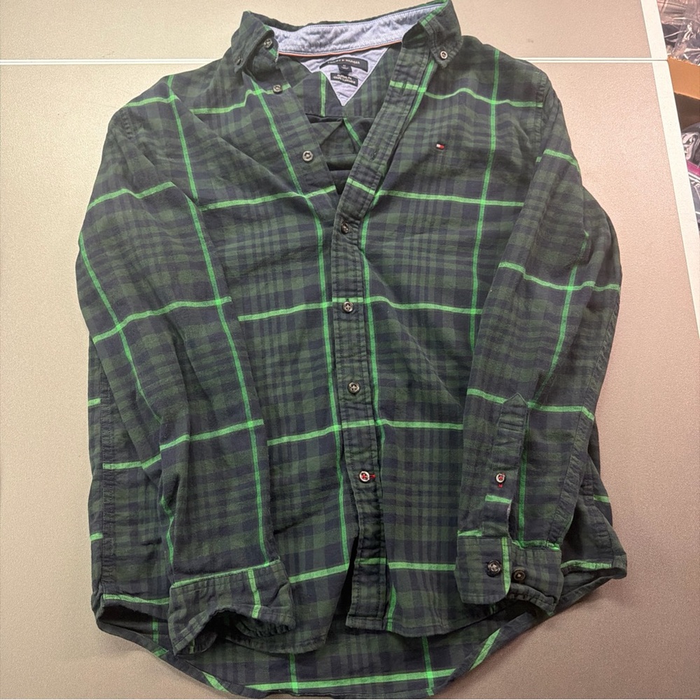 TOMMY HILFIGER CLASSIC FIT PLAID SPORT SHIRT GREEN MENS MEDIUM Retail $69